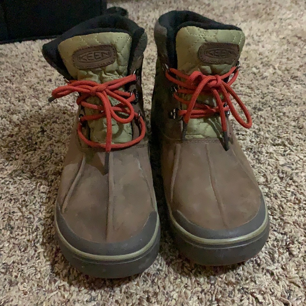 Keen waterproof boots